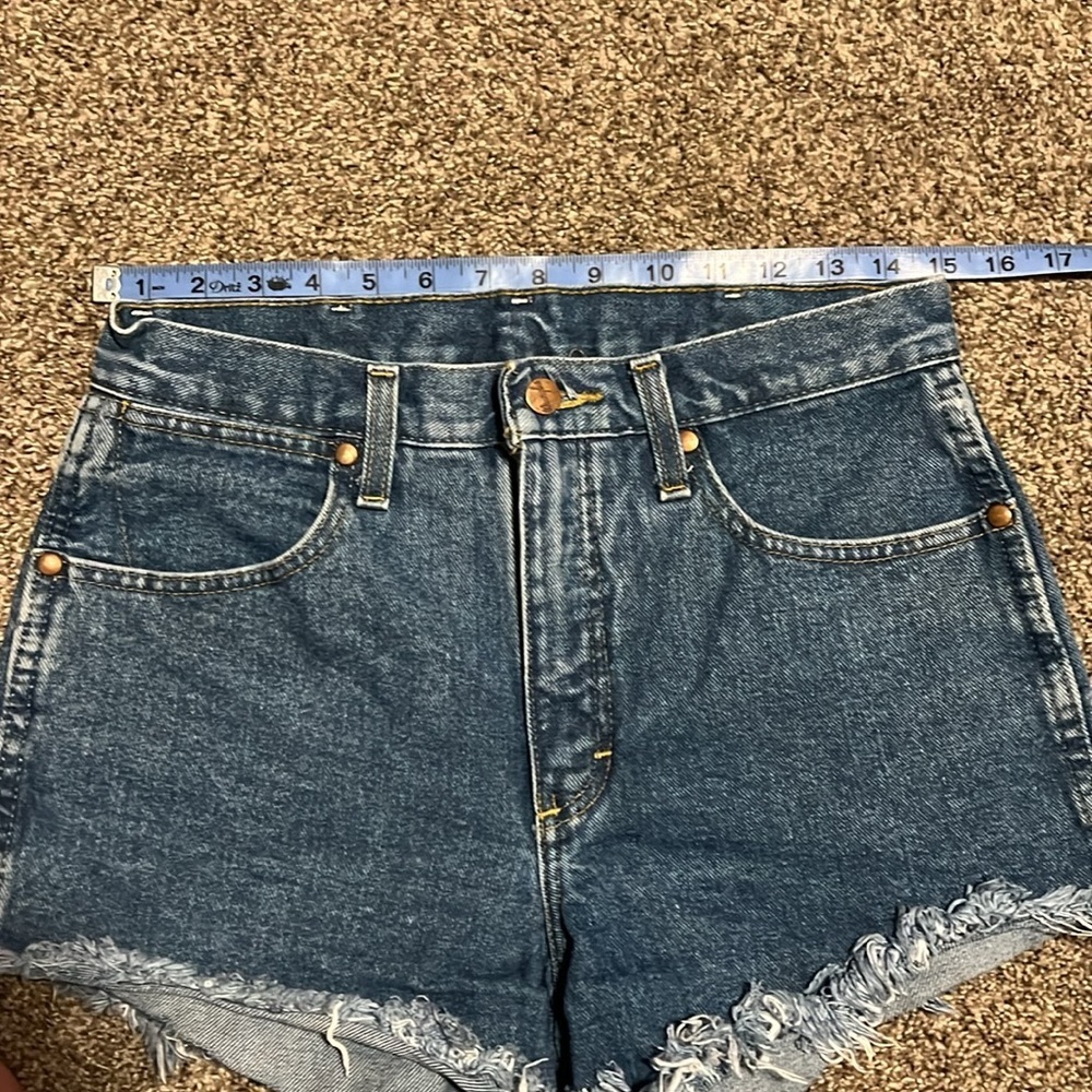 Wrangler Cut off denim jean shorts - Picture 3 of 5
